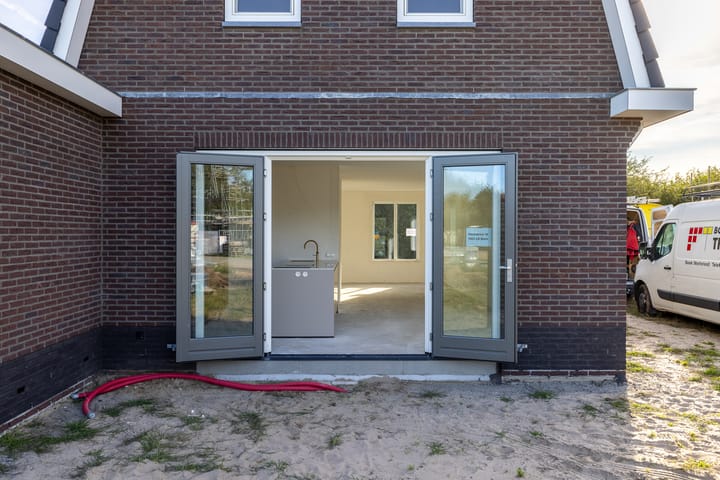 Photo 16 of Houtskool 16