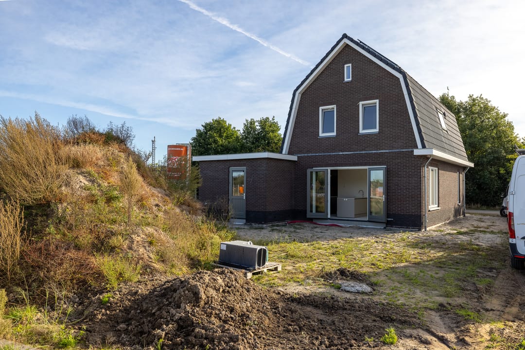 Foto 17 van Houtskool 16