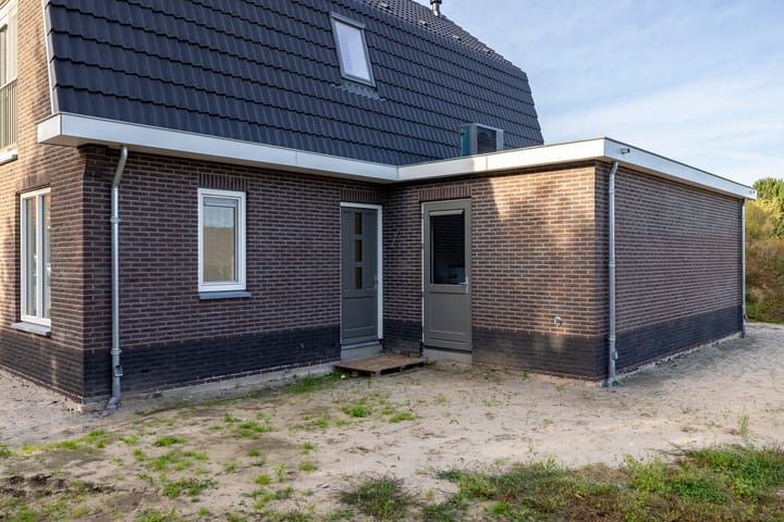 Photo 24 of Houtskool 16