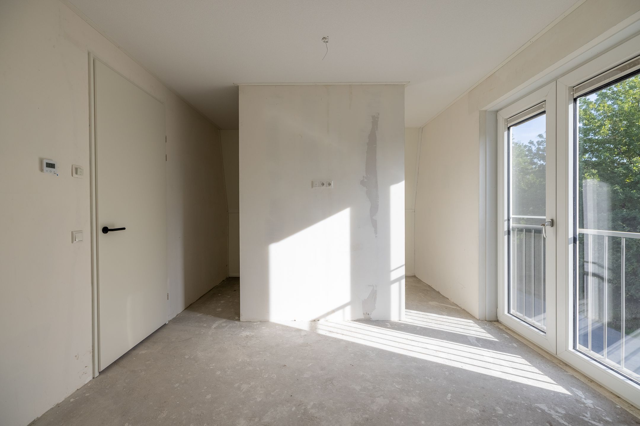 Foto 30 van Houtskool 16