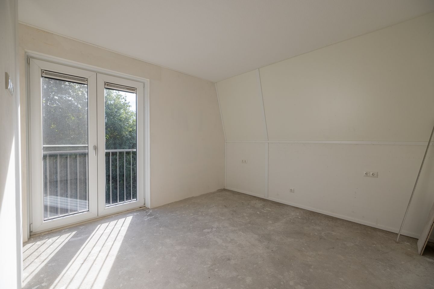 Foto 34 van Houtskool 16