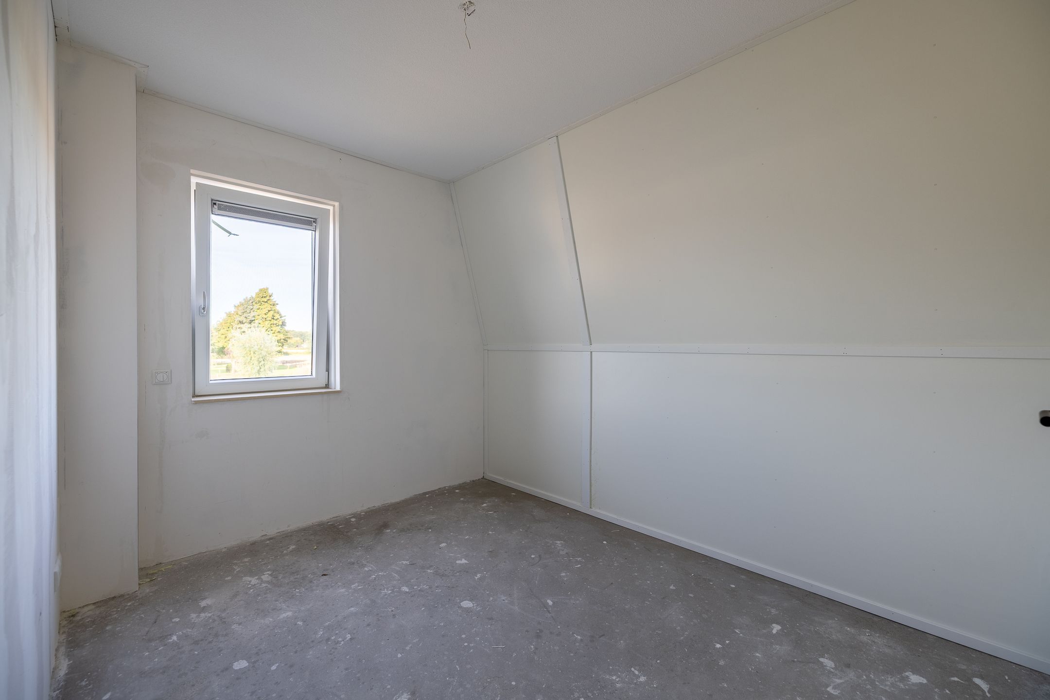 Foto 39 van Houtskool 16