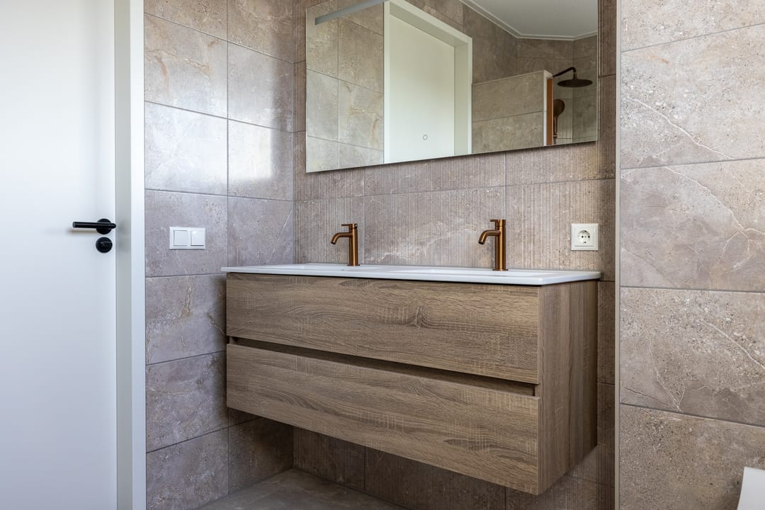 Foto 47 van Houtskool 16