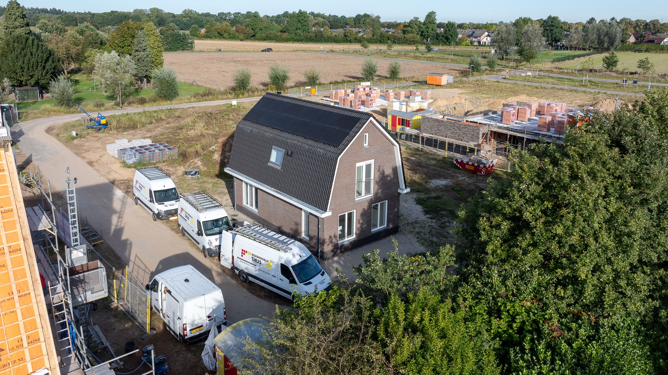 Foto 51 van Houtskool 16