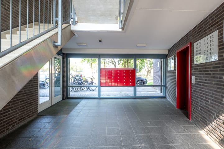 Photo 5 of Adriaan van Bergenstraat 50