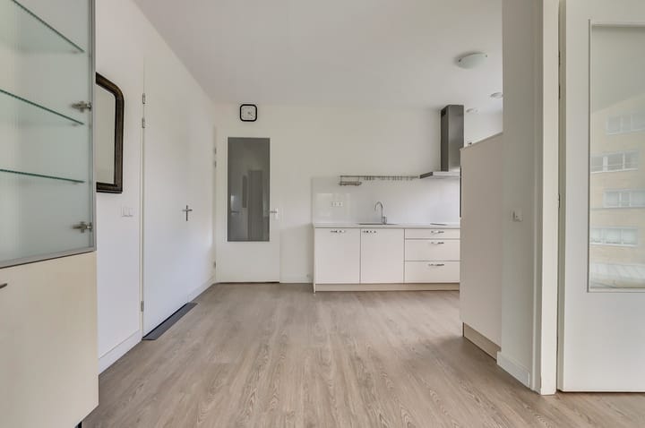 Foto 16 van Troelstralaan 92