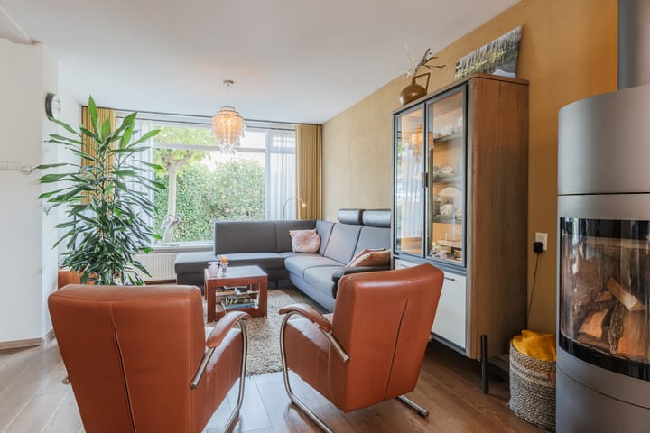 Photo 2 of Kievitsheuvel 38