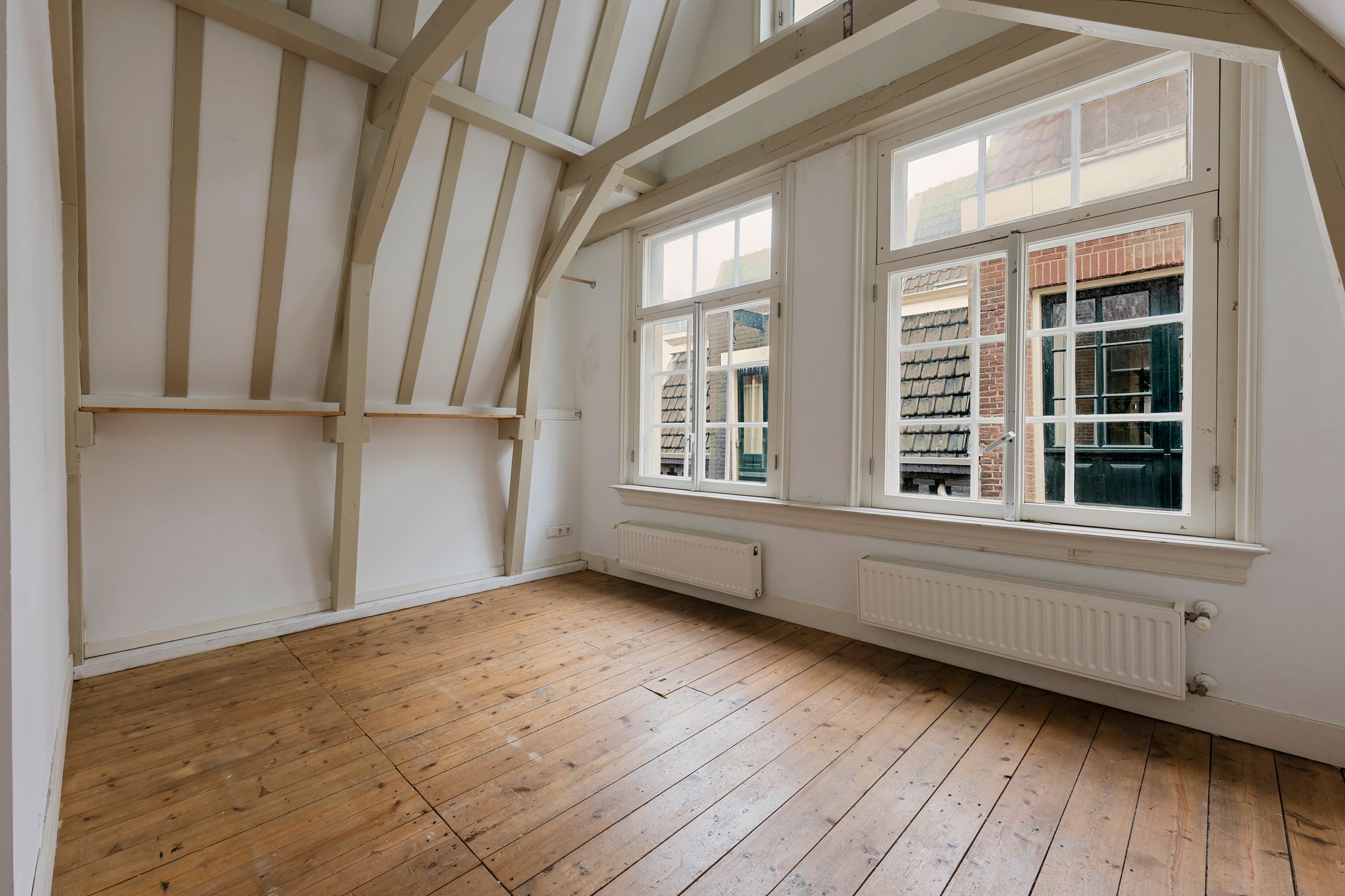 Photo 12 of Sint Annenstraat 28-B