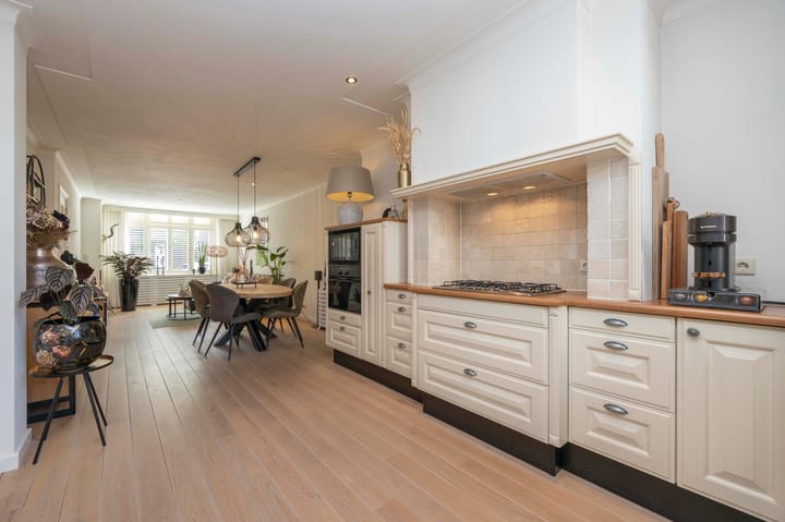 Photo 10 of Vliertstraat 38