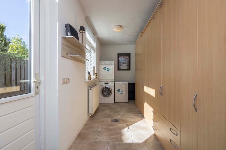 Photo 13 of Vliertstraat 38