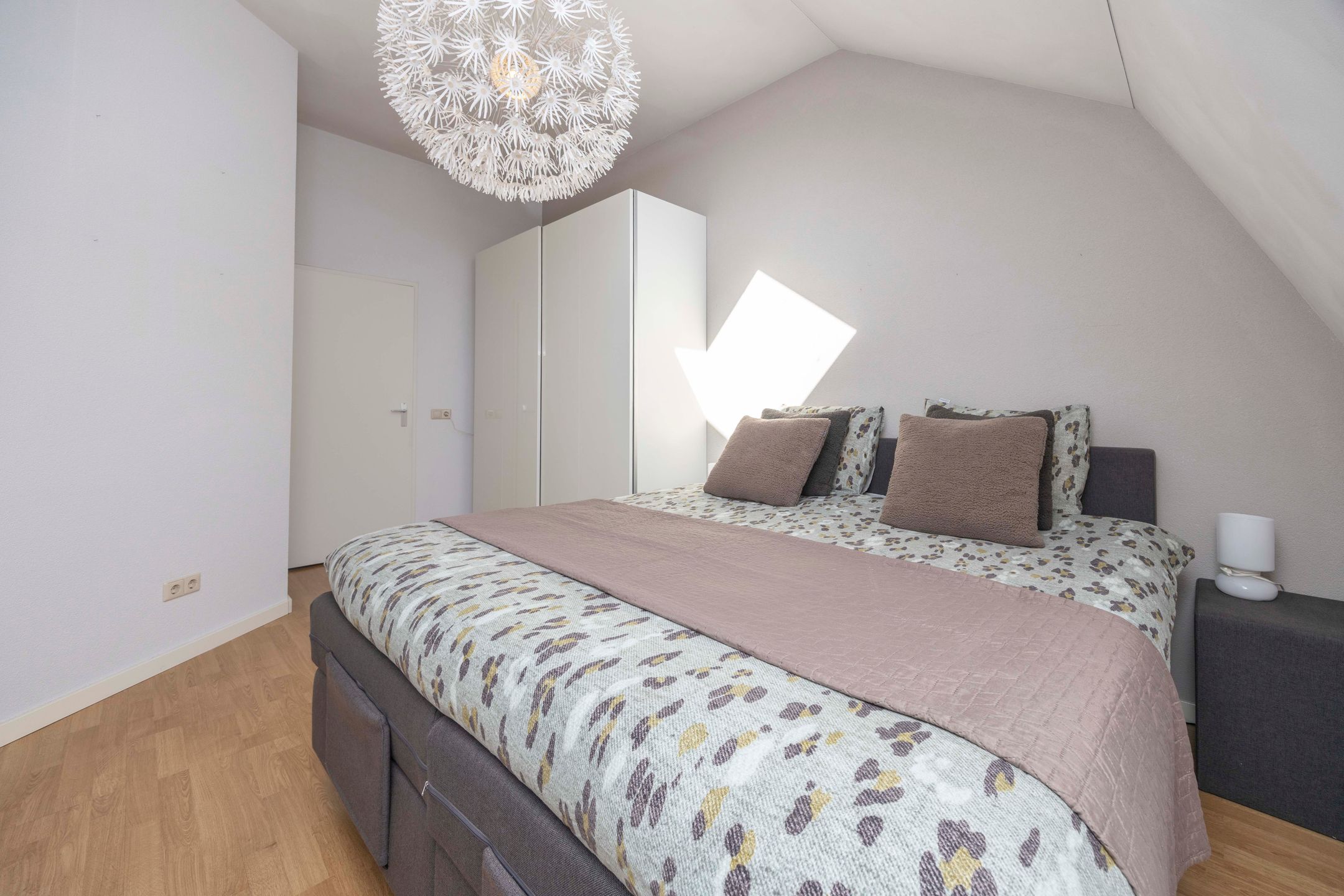 Photo 18 of Vliertstraat 38