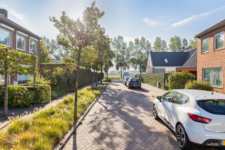 Photo 4 of Sloehavenstraat 25