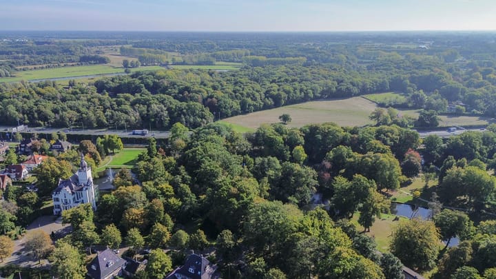 Photo 34 of Vliertstraat 38