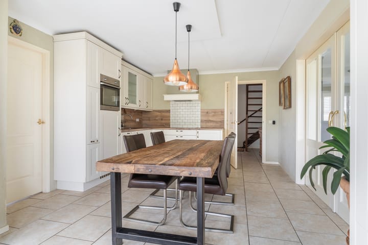 Photo 20 of It Stalt 12