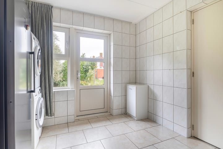 Photo 22 of It Stalt 12