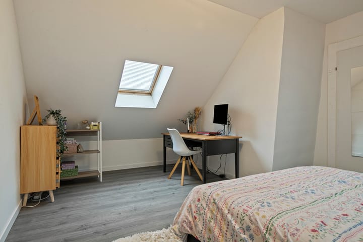 Foto 23 van Postelse Hoeflaan 187