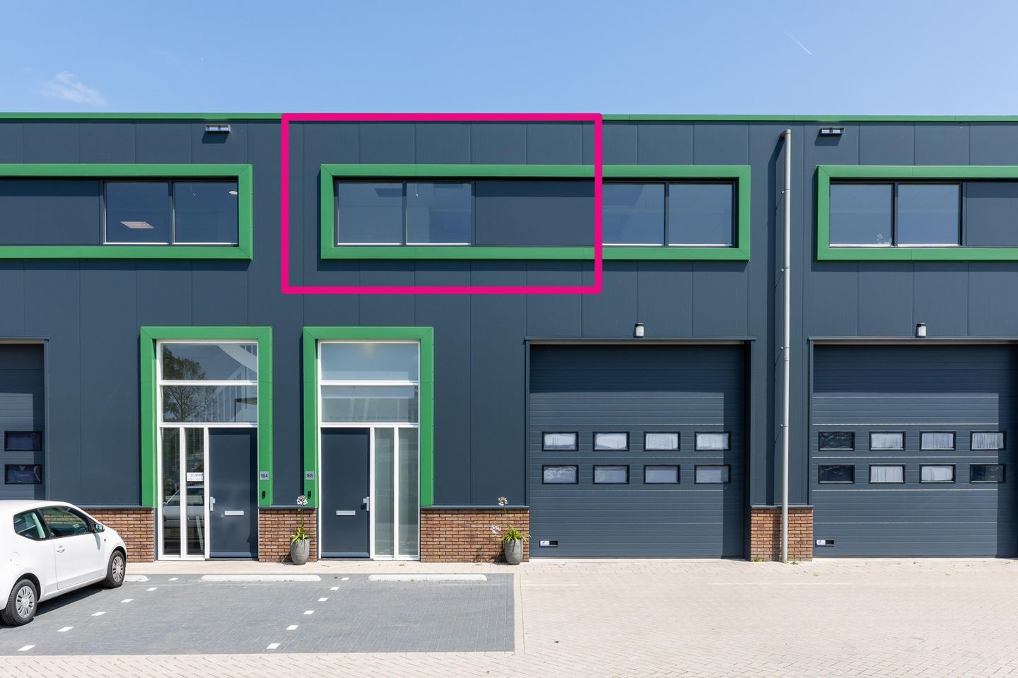 View photo 1 of M A Reinaldaweg 1-B5