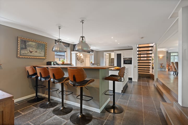 Foto 14 van Woerdstraat 34