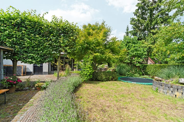 Foto 62 van Woerdstraat 34