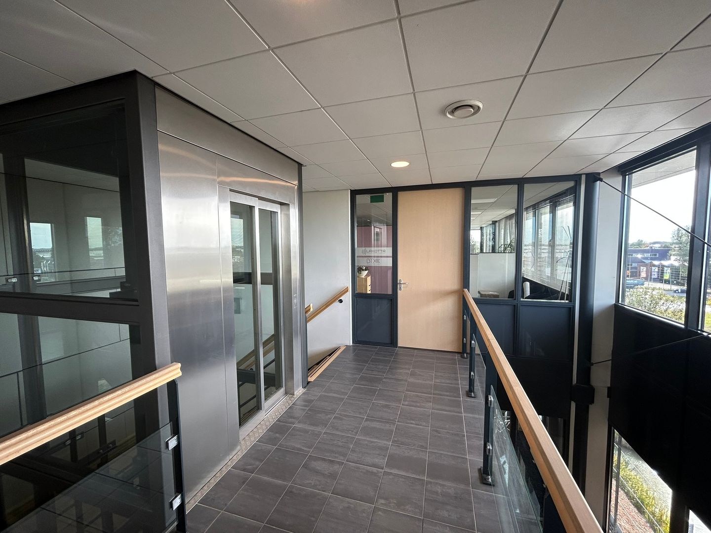 Bekijk foto 3 van Oude Liermolenweg 7