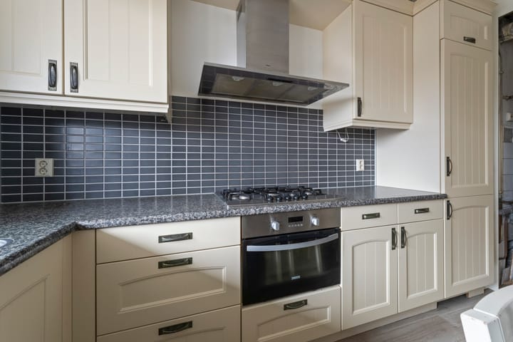 Photo 11 of Vechtstraat 76