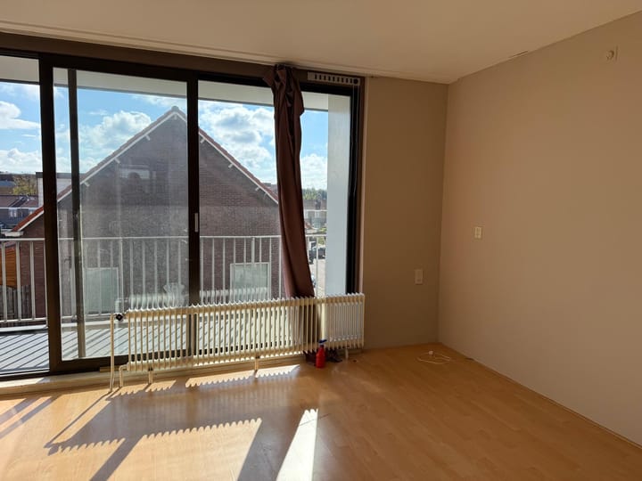 Photo 16 of Vechtstraat 76