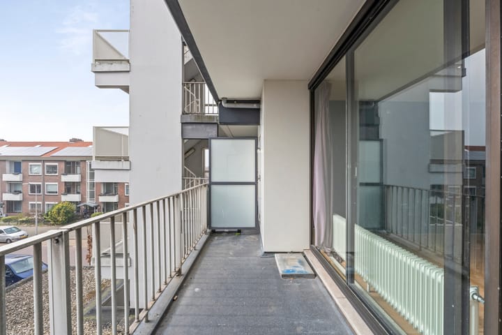 Photo 19 of Vechtstraat 76