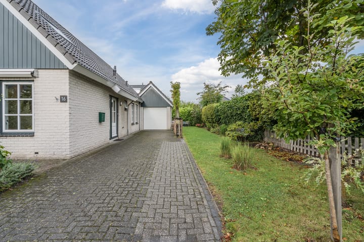 Foto 3 van De Regenboog 16