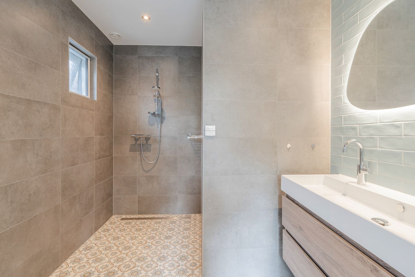 Foto 20 van De Regenboog 16