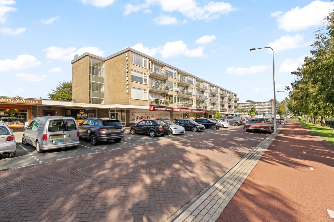 Foto 32 van Brederolaan 25