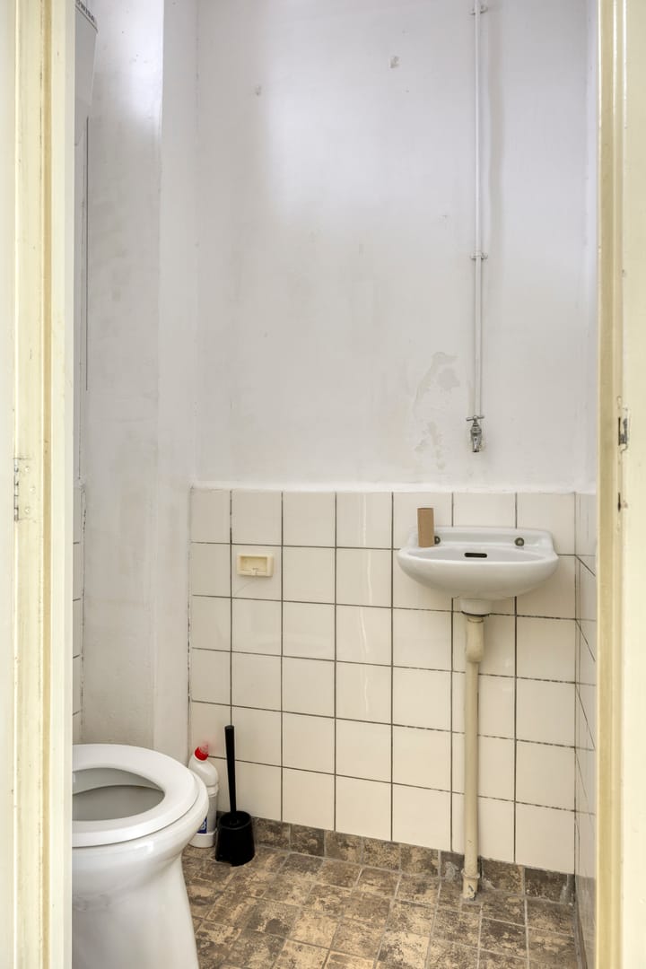 Photo 5 of Hanzestraat 128