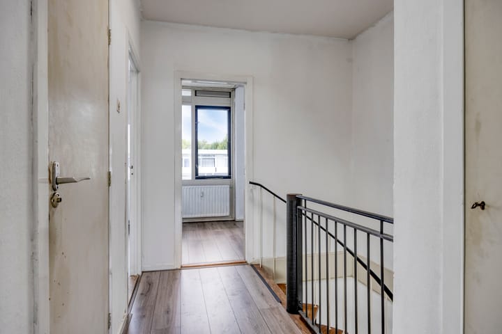 Photo 14 of Hanzestraat 128