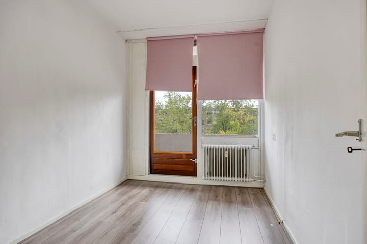 Photo 17 of Hanzestraat 128