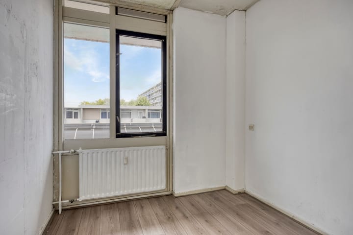 Photo 19 of Hanzestraat 128