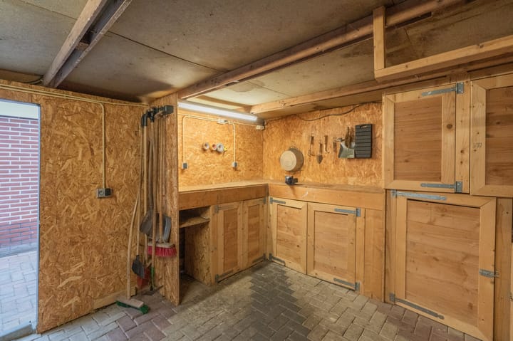 Foto 31 van Anne de Vriesstraat 38