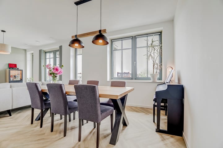 Photo 11 of Palissanderhout 100