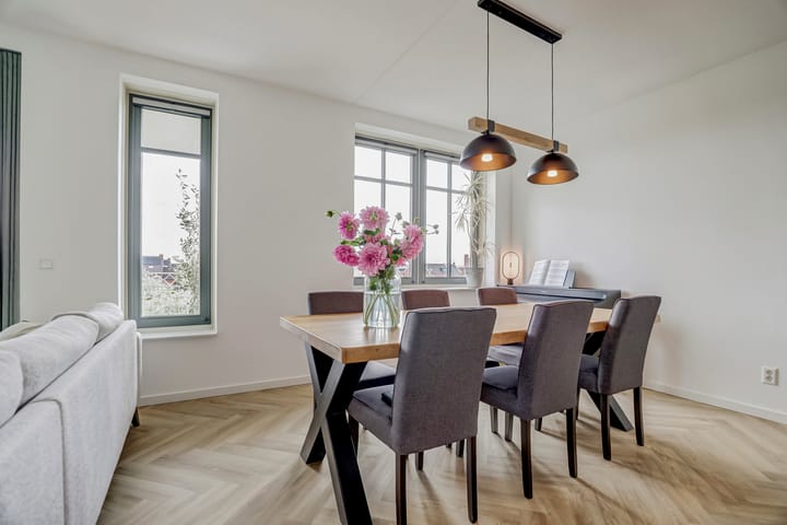 Photo 12 of Palissanderhout 100