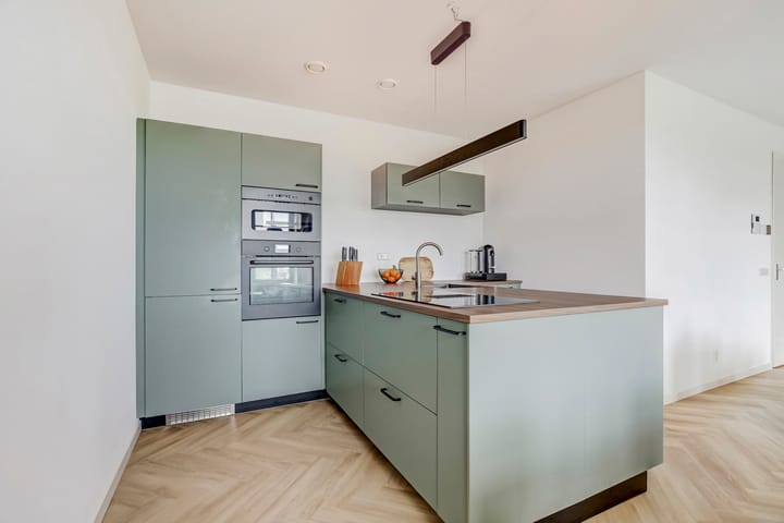 Photo 14 of Palissanderhout 100