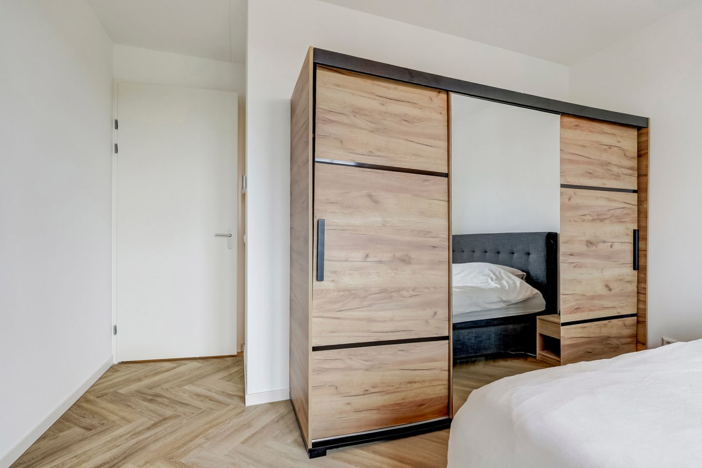 Foto 19 van Palissanderhout 100