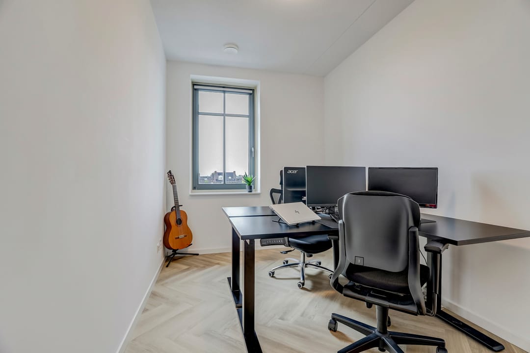 Foto 22 van Palissanderhout 100