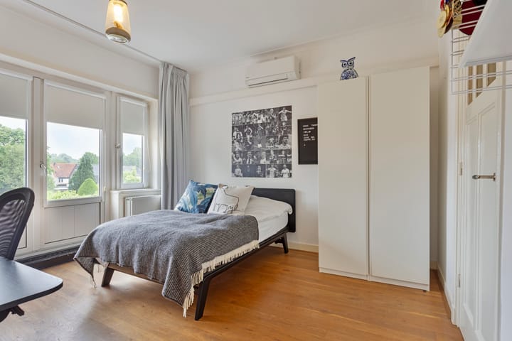 Photo 28 of Taalstraat 13