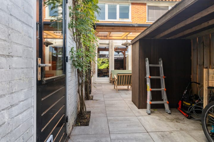 Photo 34 of Pieter Lastmanstraat 7