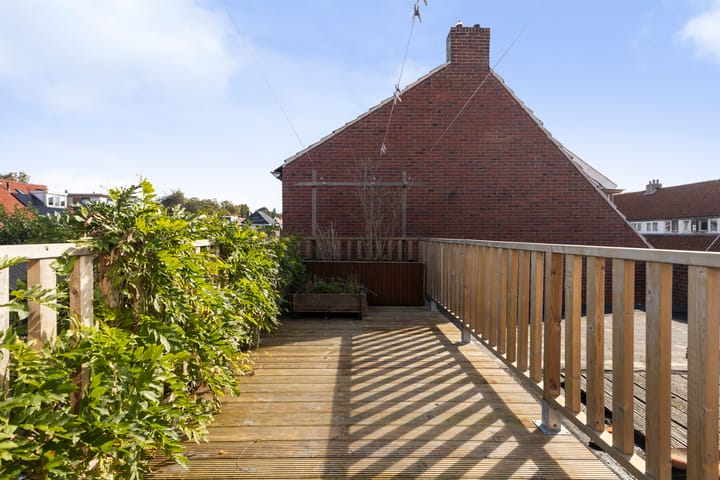 Photo 38 of Pieter Lastmanstraat 7