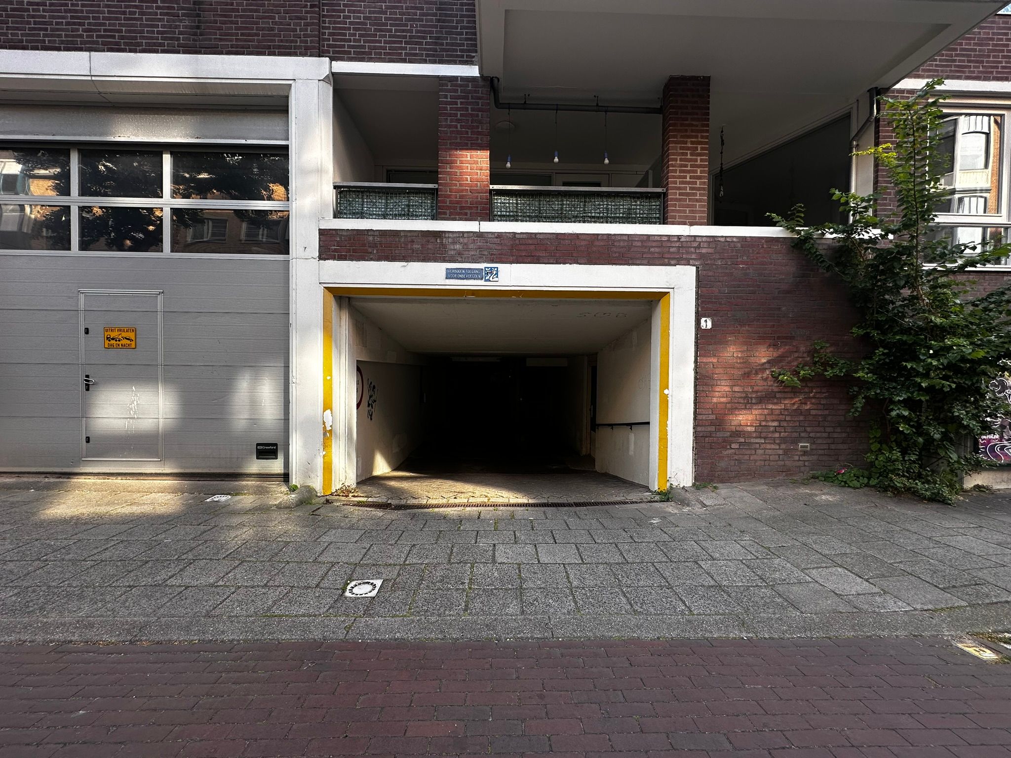 Photo 3 of Trompstraat