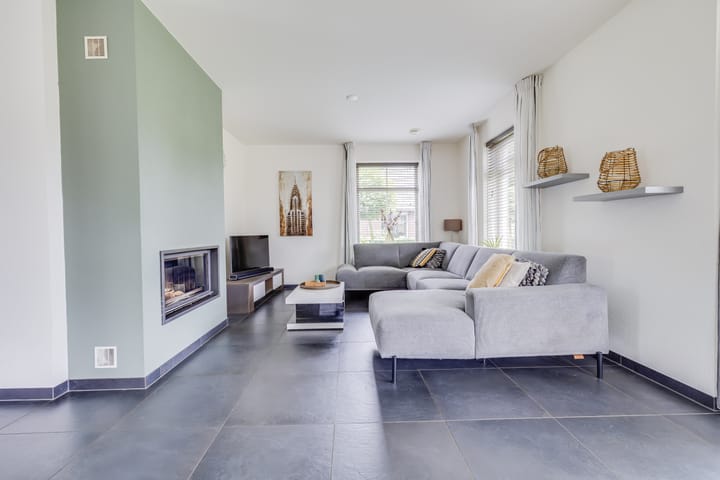 Foto 10 van Kerkhofweg 4