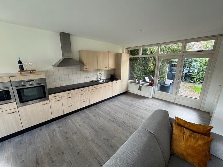 Foto 12 van Resedastraat 3