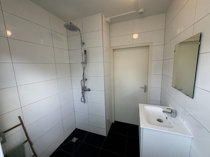 Foto 20 van Resedastraat 3