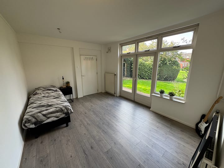 Foto 25 van Resedastraat 3