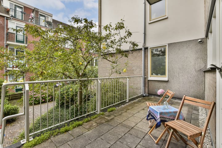 Foto 17 van Pieter Nieuwlandstraat 18-A