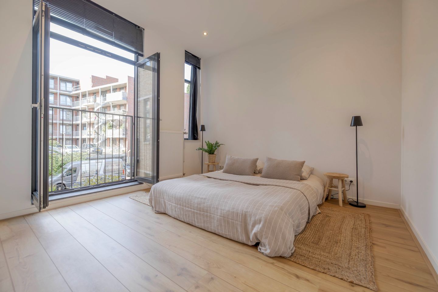 Foto 4 van Velperweg 19-108